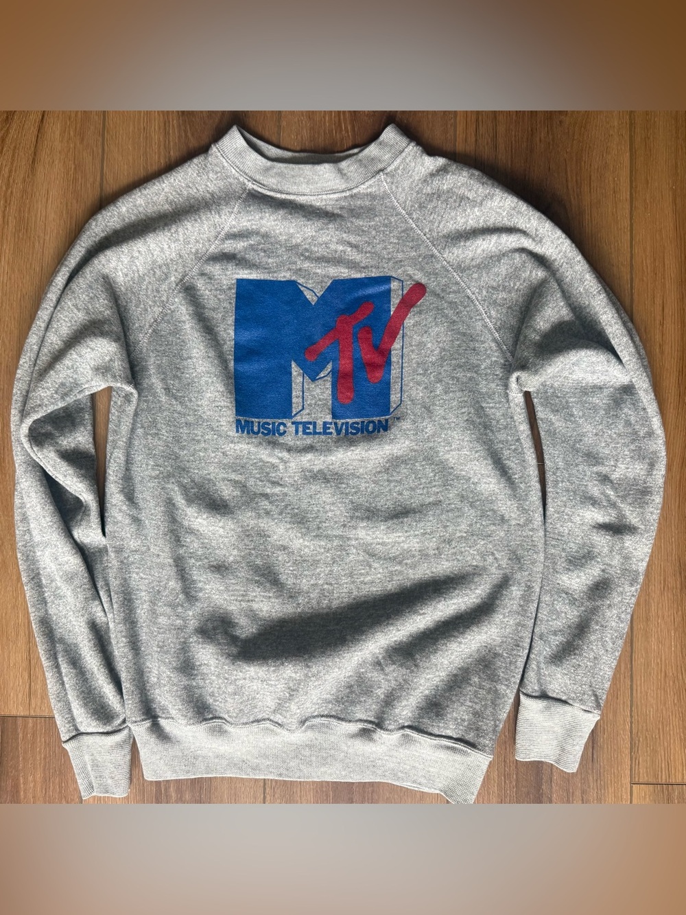 Vintage MTV 1980 Crewneck Sweatshirt Made in USA Large Gray